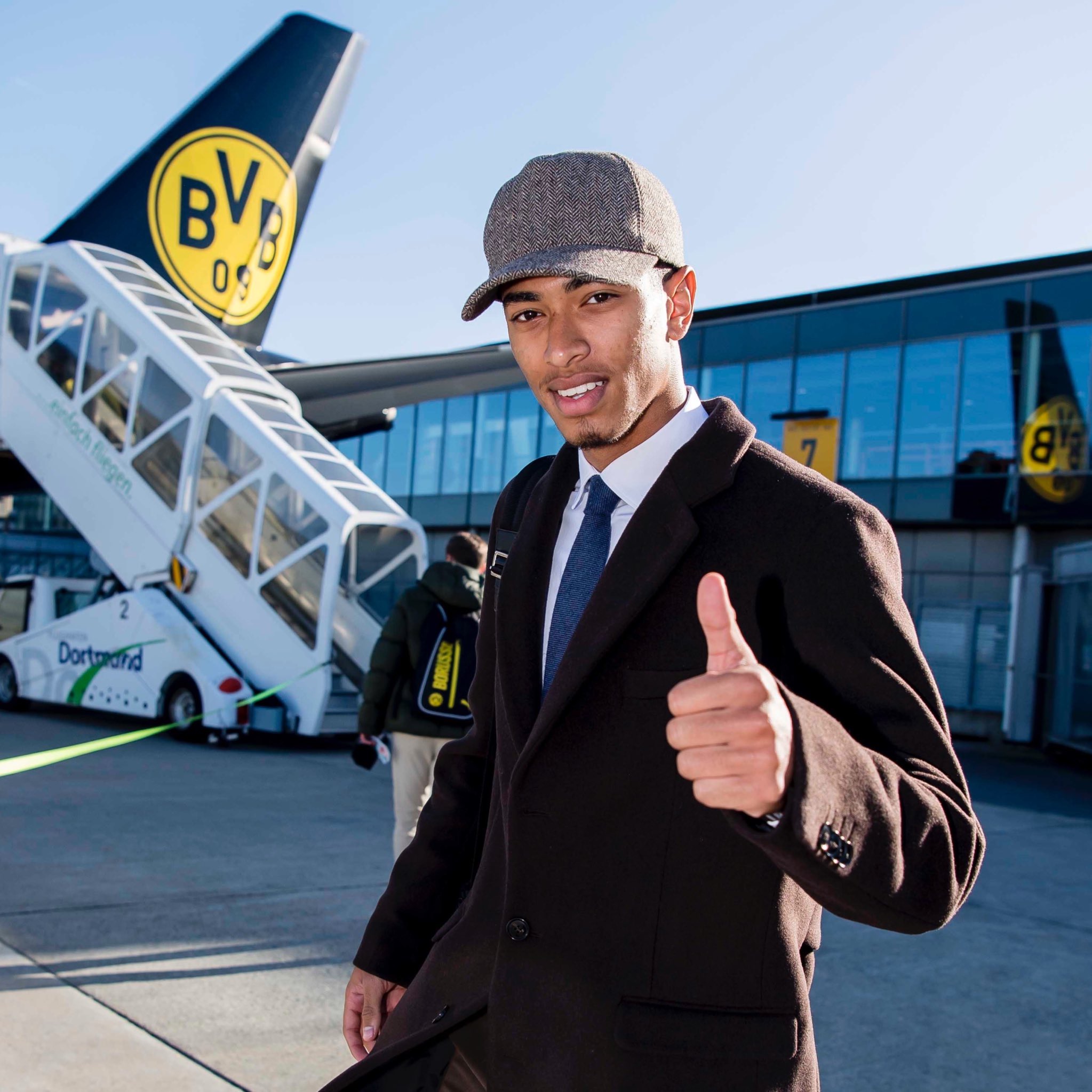 九游体育app-转折点！洛杉矶快船调整名单，德国杯转会期攻防权衡，管理层满意，轮换策略成焦点的简单介绍