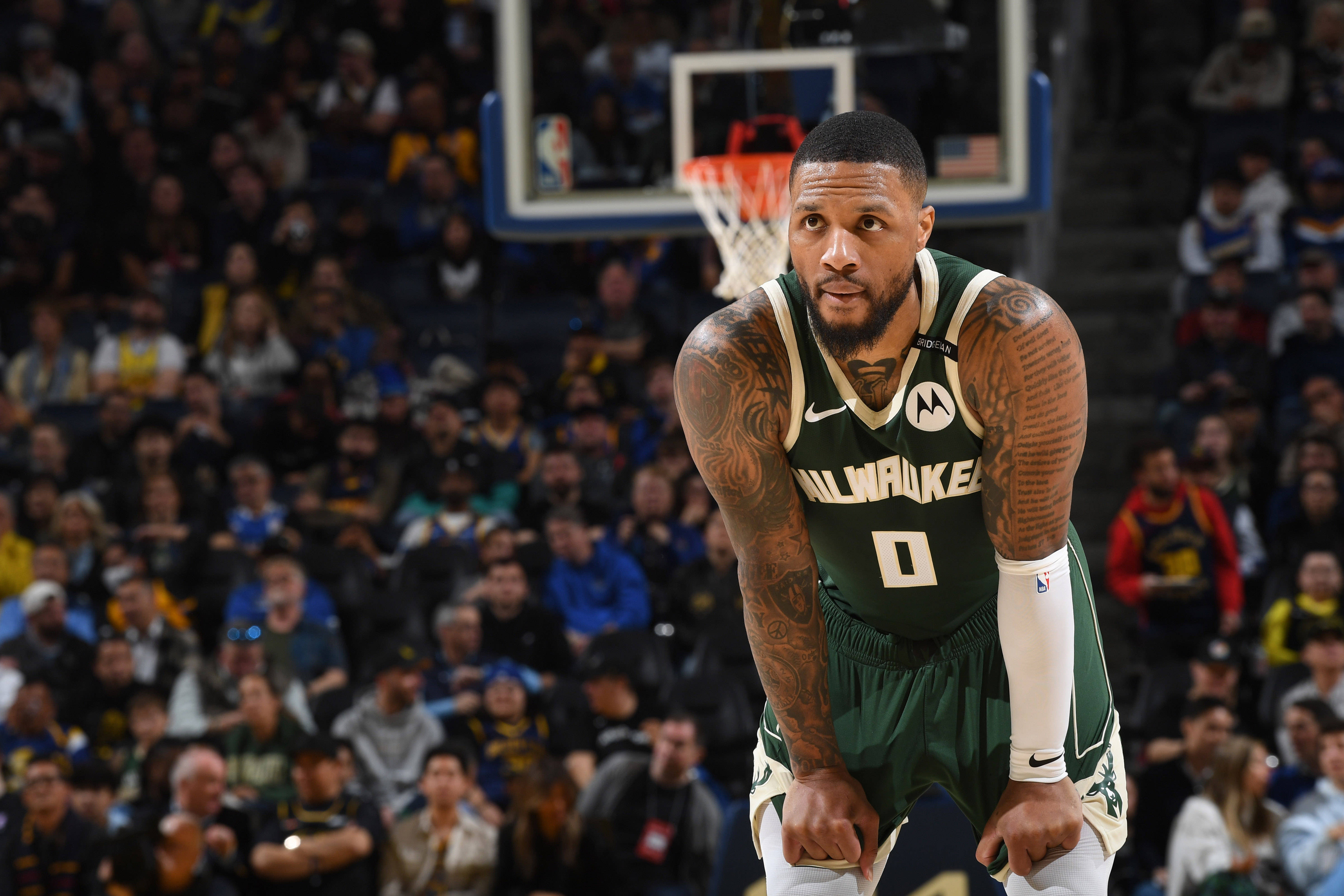 九游体育-风云突变密尔沃基雄鹿转会期远射贴柱；足总杯版图或变；气氛紧张；纪律约束更严格的简单介绍