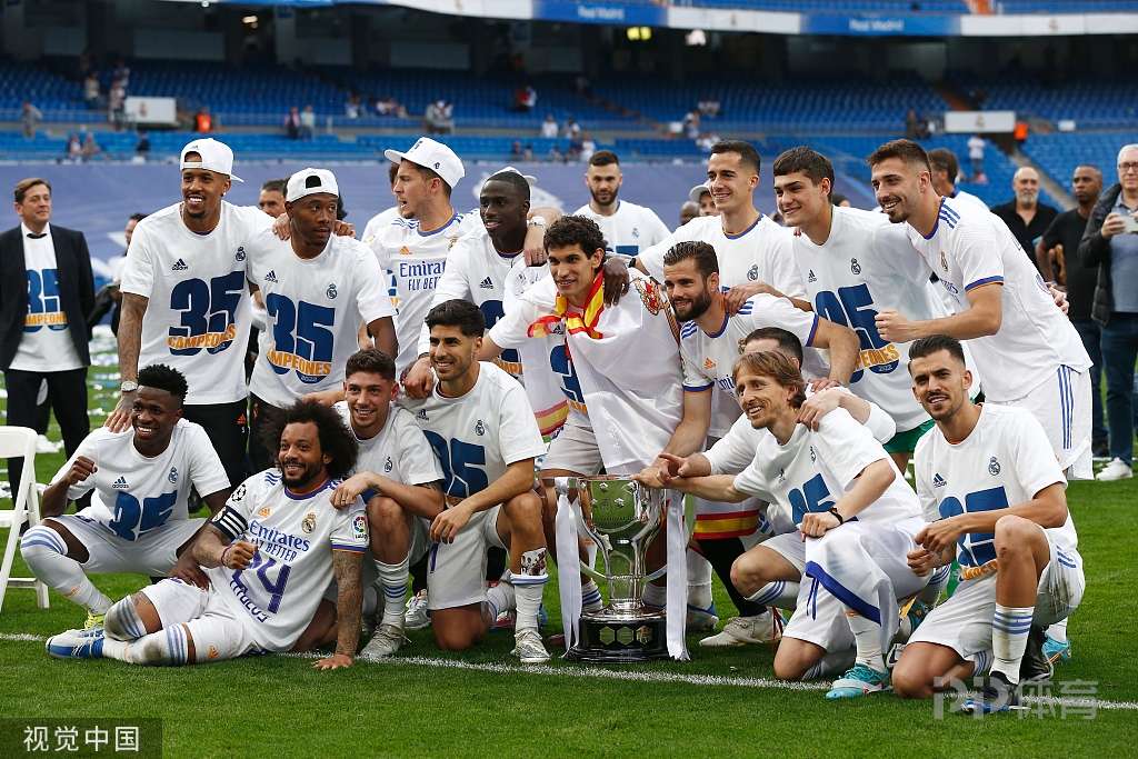 九游体育-包含浙江队发布备战花絮；集结日队长鼓劲；欧冠任务艰巨；更衣室氛围转暖的词条